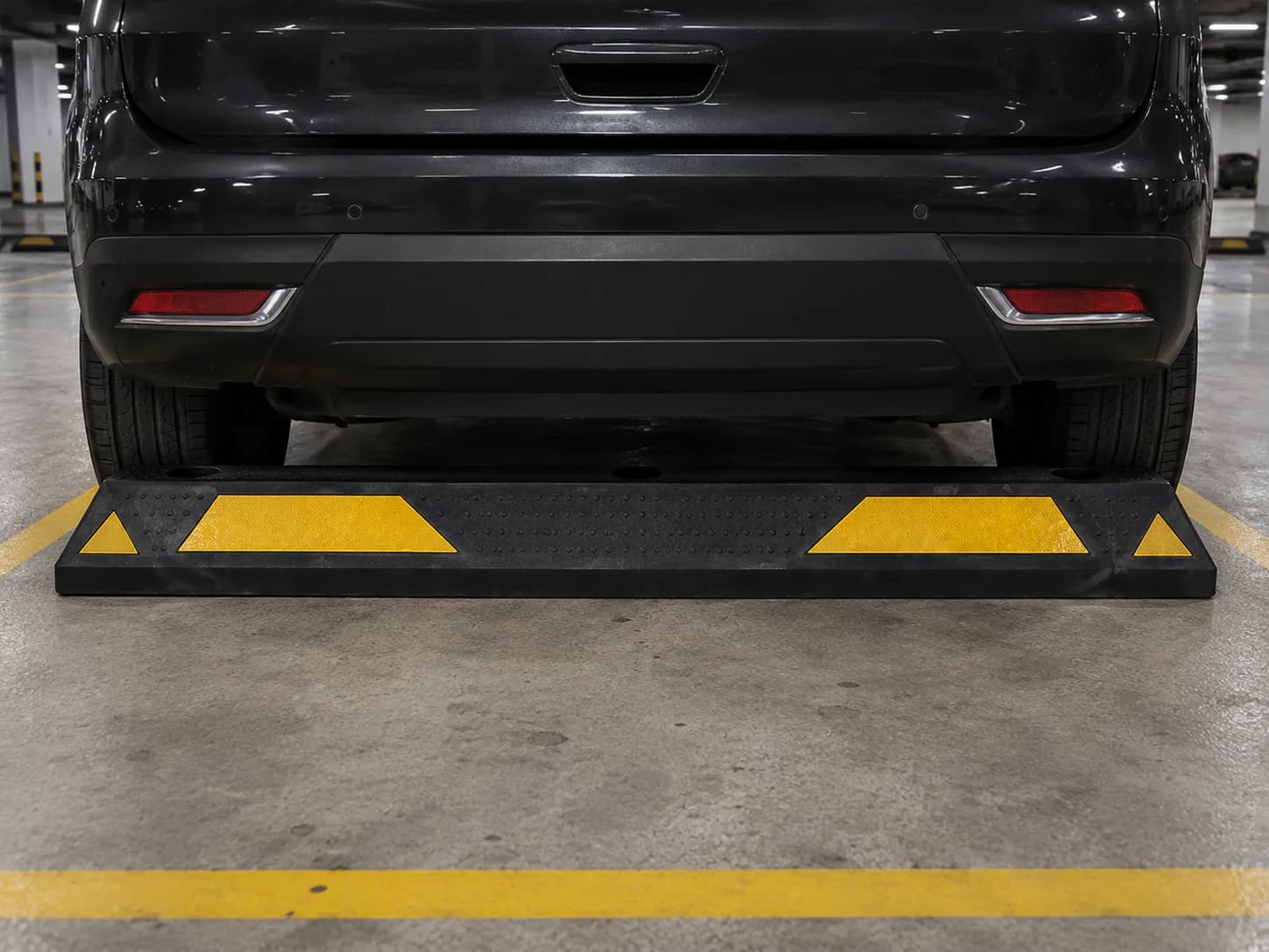 Rubber Car Stopper Manufacturers - YNM Safety Parking Safety Product | Guards & Protectors