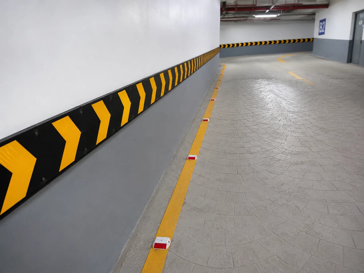 Wall Rubber Guards Manufacturers - YNM Safety Parking Safety Product | Guards & Protectors